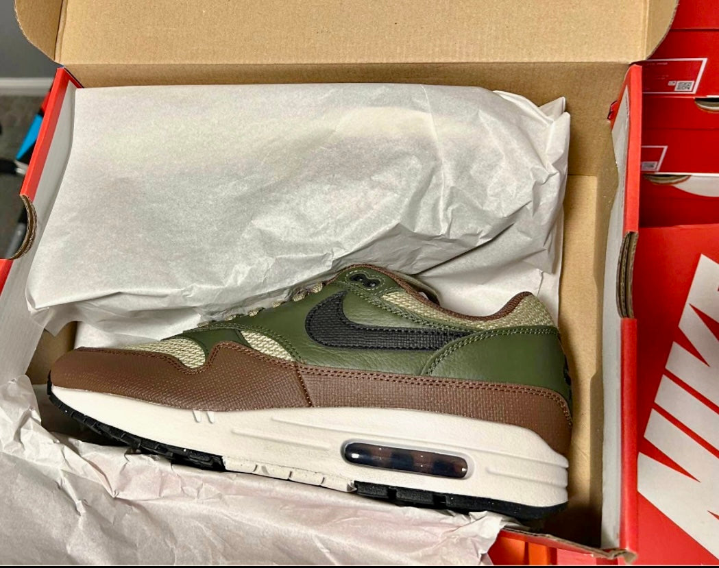 Nike Lunar Roam SE